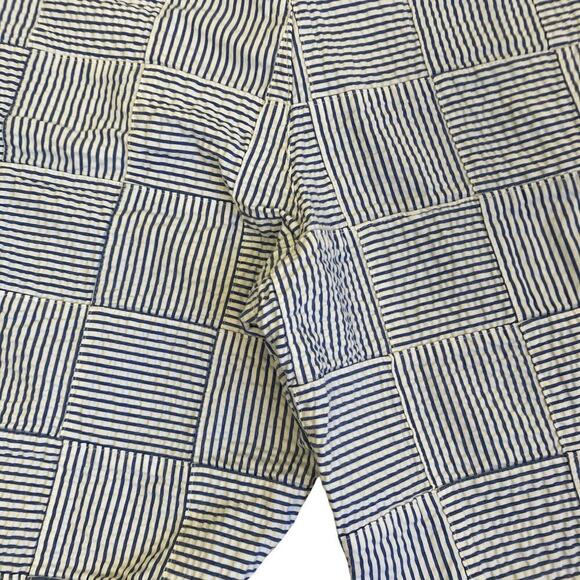 L.L. Bean Sz 16 Favorite Fit Patchwork Seersucker Bermuda Shorts 9” White Blue - Picture 9 of 16